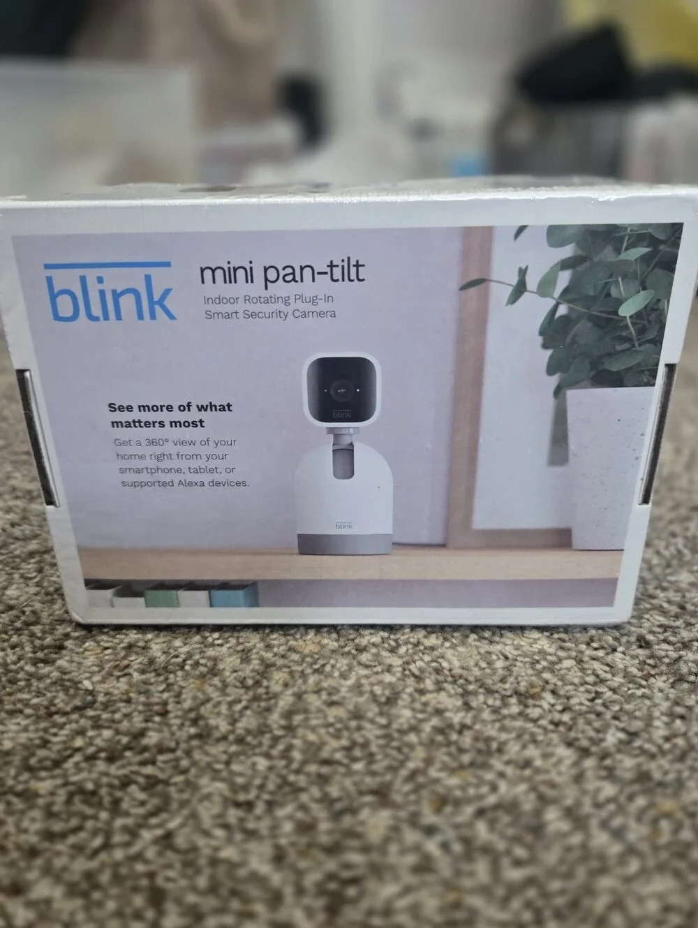 Blink Mini Pan-Tilt Indoor Smart Security Camera - White